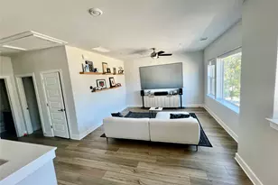 607 Bernese Pass, Austin, TX 78745 - Photo 14