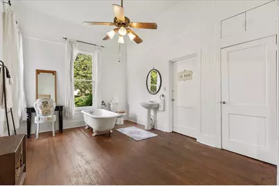 702 E Main Street, Round Rock, TX 78664 - Photo 10