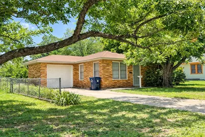 608 Green Street, Rockdale, TX 76567 - Photo 2