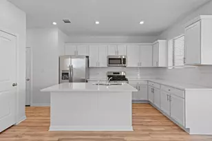 2212B Cornfield Dr, Pflugerville, TX 78660 - Photo 6