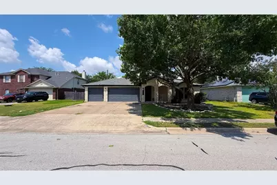 1310 Quicksilver Street, Round Rock, TX 78665 - Photo 18