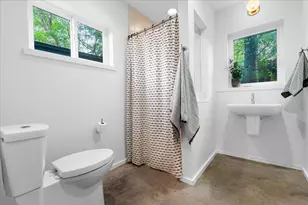 1808 Forest Hill Dr, Austin, TX 78745 - Photo 16