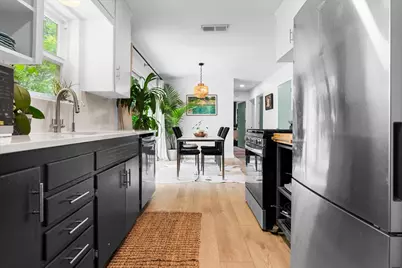 1808 Forest Hill Dr, Austin, TX 78745 - Photo 24