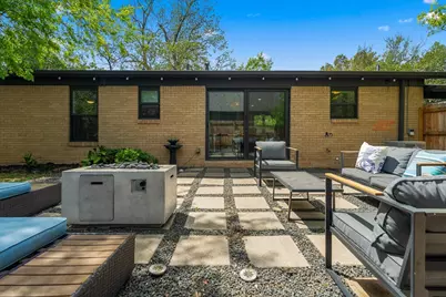 1808 Forest Hill Dr, Austin, TX 78745 - Photo 32