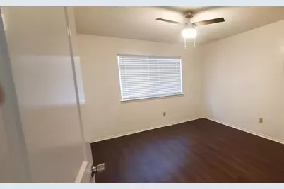 4509 Brown Bark Place #B, Austin, TX 78727 - Photo 10