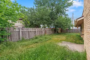 1210 Glenda Dr, Round Rock, TX 78681 - Photo 14