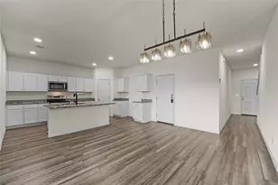 305 Redfish Ln, Hutto, TX 78634 - Photo 6