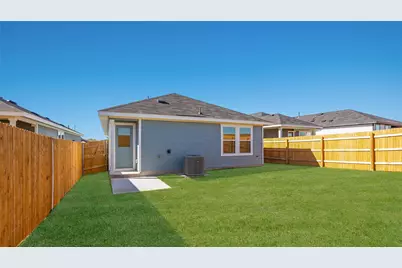 135 Orange Flame Boulevard, Uhland, TX 78640 - Photo 22