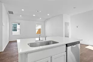 135 Orange Flame Blvd, Uhland, TX 78640 - Photo 10