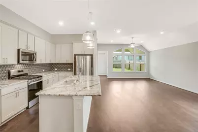 335 Spinnaker Loop, Kyle, TX 78640 - Photo 4