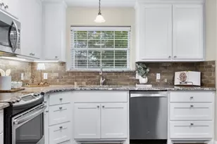705 Palmer St, Rockdale, TX 76567 - Photo 8