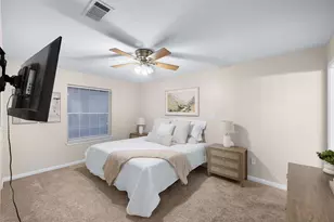 705 Palmer St, Rockdale, TX 76567 - Photo 14