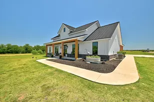 2889 Old McMahan Rd, Lockhart, TX 78644 - Photo 6
