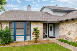 405 Brookhollow Dr, Pflugerville, TX 78660 - Photo 2