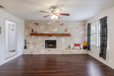 405 Brookhollow Drive, Pflugerville, TX 78660 - Photo 4