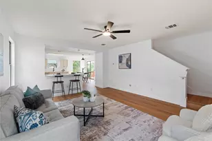 13213 Sea Biscuit Dr, Del Valle, TX 78617 - Photo 6