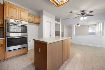 10005 Mount Rainier Drive, Austin, TX 78747 - Photo 14