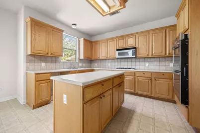 10005 Mount Rainier Drive, Austin, TX 78747 - Photo 12