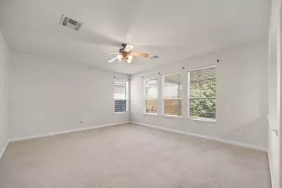10005 Mount Rainier Drive, Austin, TX 78747 - Photo 8