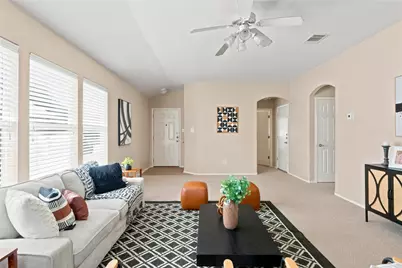 405 Bandara Woods Boulevard, Elgin, TX 78621 - Photo 8