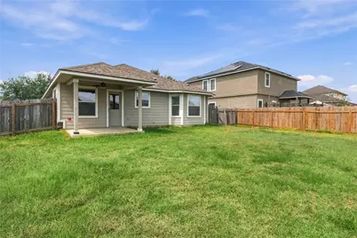 405 Bandara Woods Boulevard, Elgin, TX 78621 - Photo 26