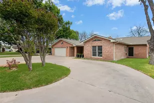 407 Olympia Fields St, Meadowlakes, TX 78654 - Photo 1
