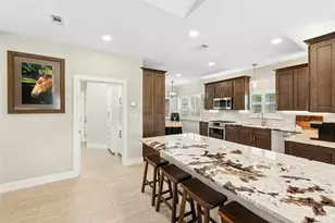 407 Olympia Fields St, Meadowlakes, TX 78654 - Photo 8