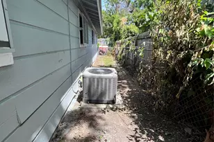 6003 Cameron Rd, Austin, TX 78723 - Photo 14