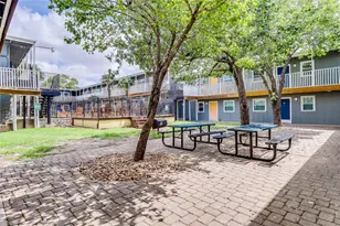 2401 Manor Rd, Austin, TX 78722 - Photo 20