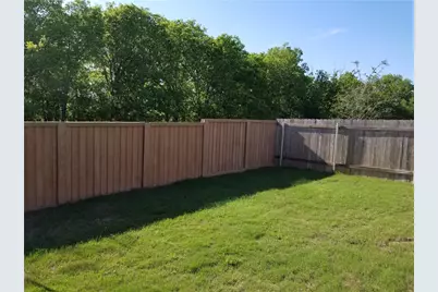 2950 Old Settlers Boulevard #4, Round Rock, TX 78665 - Photo 2