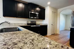 18501 Quiet Range Dr, Elgin, TX 78621 - Photo 10