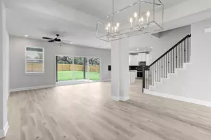 120 Periwinkle Ln, Bastrop, TX 78602 - Photo 2