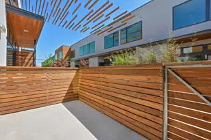 2002 E 7th St, Austin, TX 78702 - Photo 8