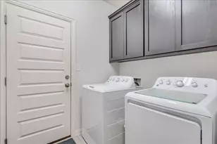 499 Coyote Crk Wy, Kyle, TX 78640 - Photo 28