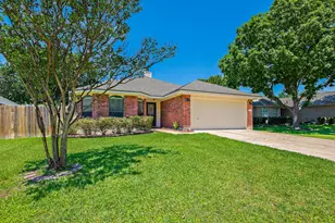 111 Stephen Ln, Georgetown, TX 78626 - Photo 2