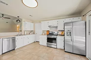 111 Stephen Ln, Georgetown, TX 78626 - Photo 10