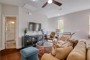 1205 Elm St, Austin, TX 78703 - Photo 8