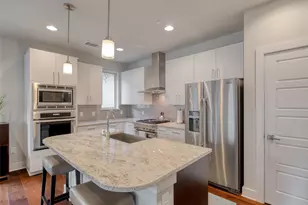 1205 Elm St, Austin, TX 78703 - Photo 2