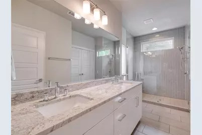 1205 Elm Street #8, Austin, TX 78703 - Photo 14