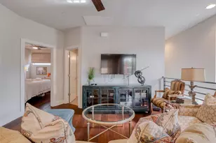 1205 Elm St, Austin, TX 78703 - Photo 6