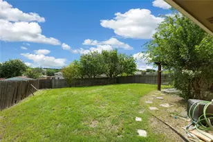 1207 Cherrywood, Kyle, TX 78640 - Photo 2
