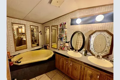 109 Wayside Drive, Elgin, TX 78621 - Photo 26