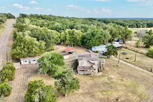 109 Wayside Dr, Elgin, TX 78621 - Photo 1