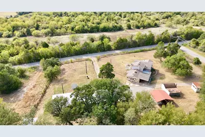 109 Wayside Drive, Elgin, TX 78621 - Photo 28