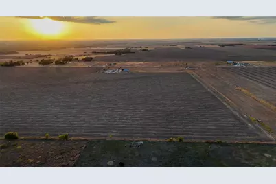 3565 County Road 405, Taylor, TX 76574 - Photo 2