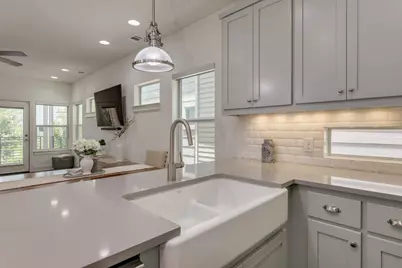 1101 Euphoria Bend #37, Austin, TX 78702 - Photo 8