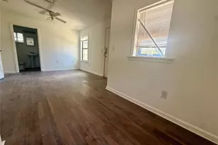 1105 E 3rd St, Austin, TX 78702 - Photo 18