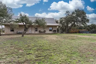 2551 Spring Valley Dr, Dripping Springs, TX 78620 - Photo 2