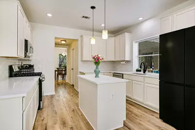 8925 Joachim Lane, Austin, TX 78717 - Photo 10