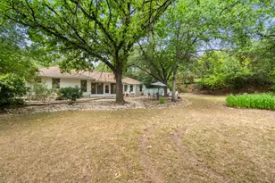 1709 Crested Butte Dr, Austin, TX 78746 - Photo 34